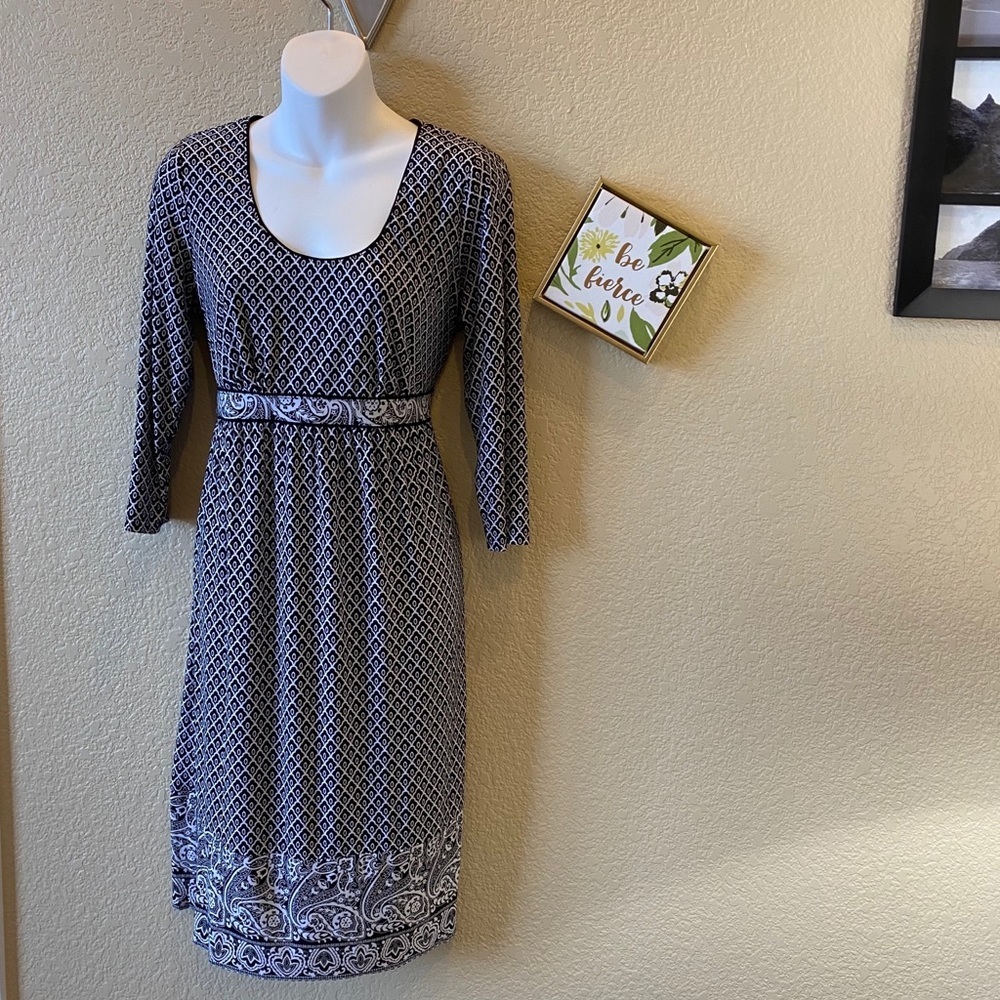 A Pea in the‎ Pod black and white pattern dress med